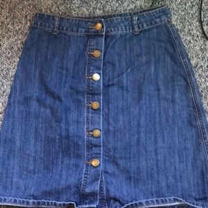 Forever 21 jean skirt size medium